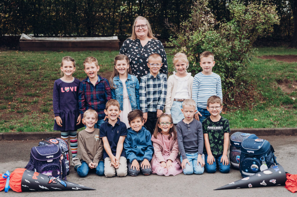 Ein Foto der Klasse 1 im Schuljahr 2026/2027 - Affenklasse (Anton)